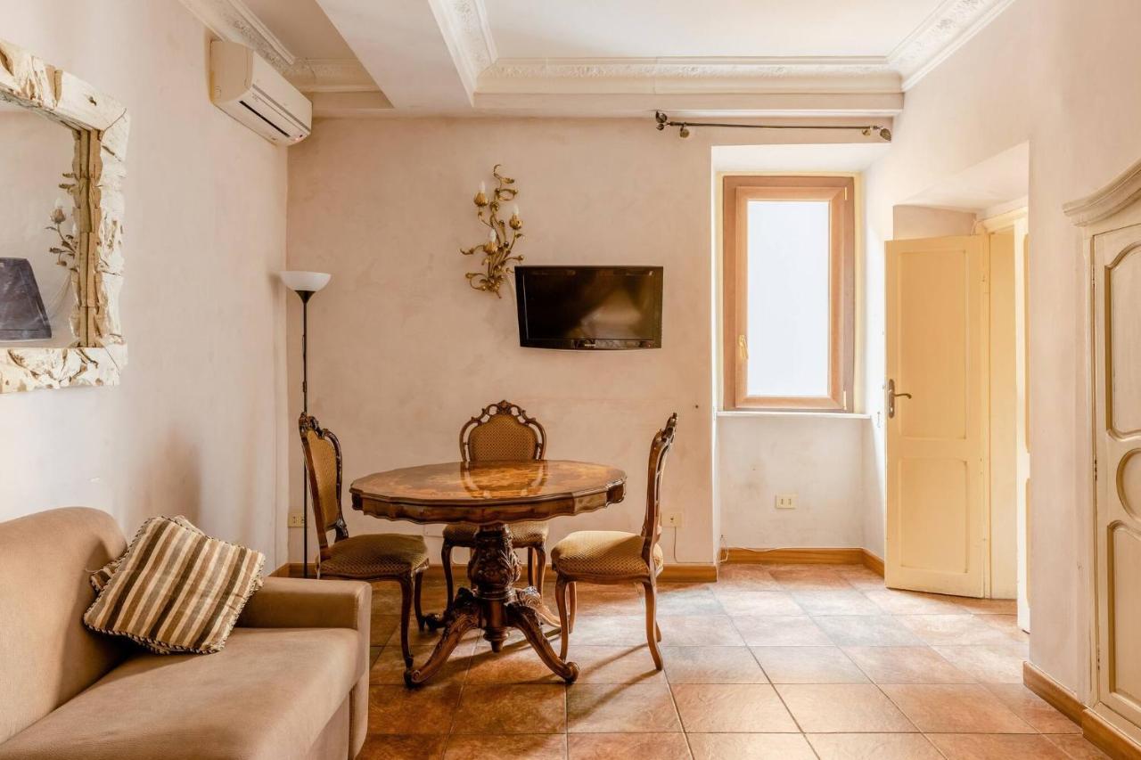 Rome Right In The Ancient Historical Center Two Bedrooms Two Bath, Up To 6 Pax מראה חיצוני תמונה