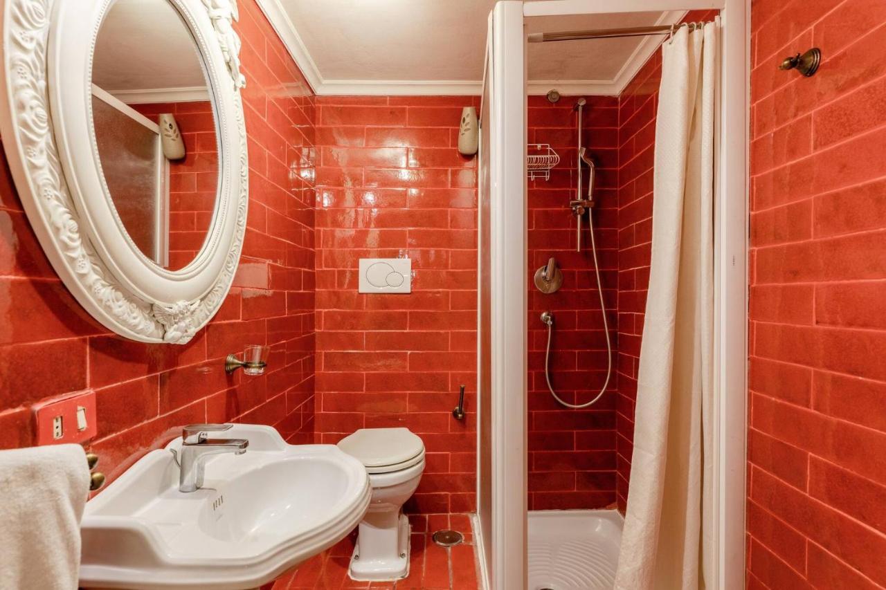 Rome Right In The Ancient Historical Center Two Bedrooms Two Bath, Up To 6 Pax מראה חיצוני תמונה